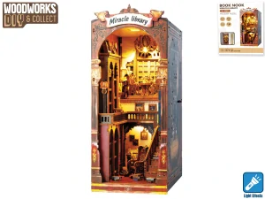Woodworks dřevěná knihovna 371ks na baterie se světlem v krabičce