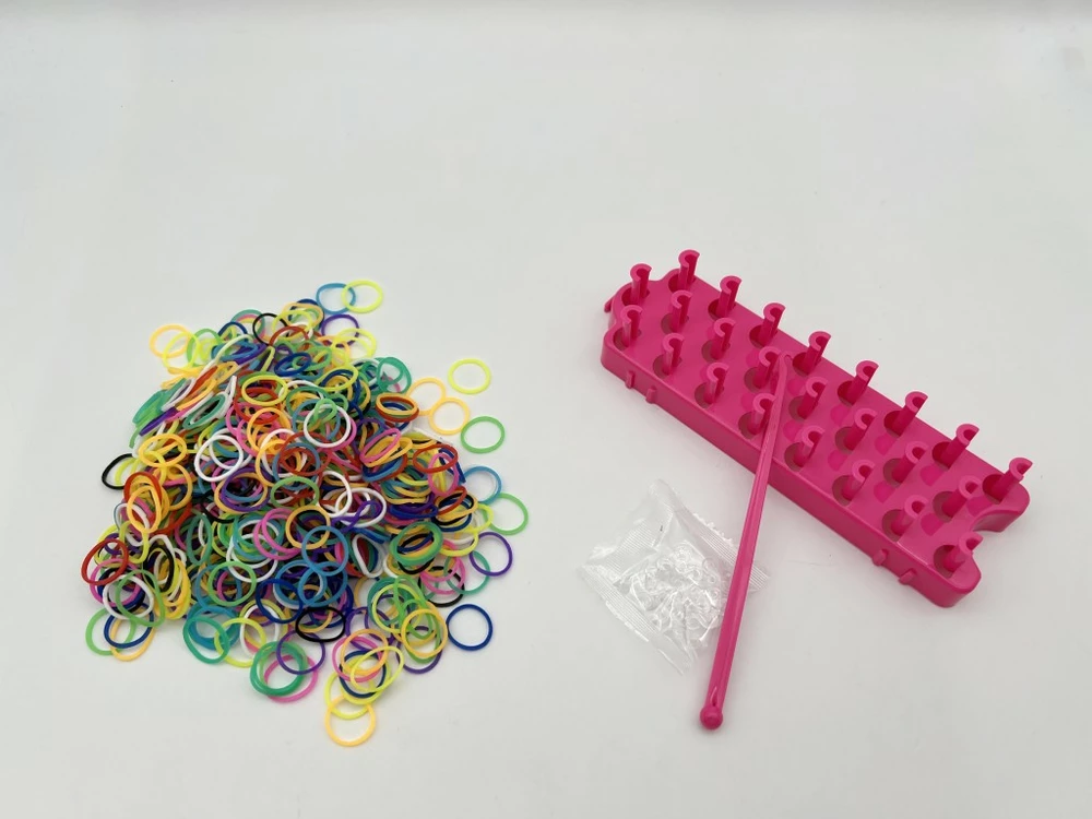 Alltoys Kreativní sada na výrobu náramků Loom Band 600 ks
