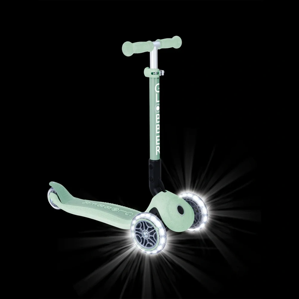 Globber Koloběžka JUNIOR FOLDABLE LIGHTS ECOLOGIC, pistachio