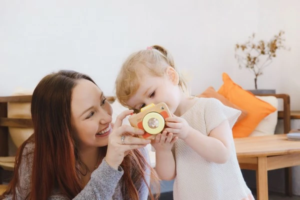 Fotoaparát/Foťák dřevo v krabičce 13x8,5x5,5cm 10m+