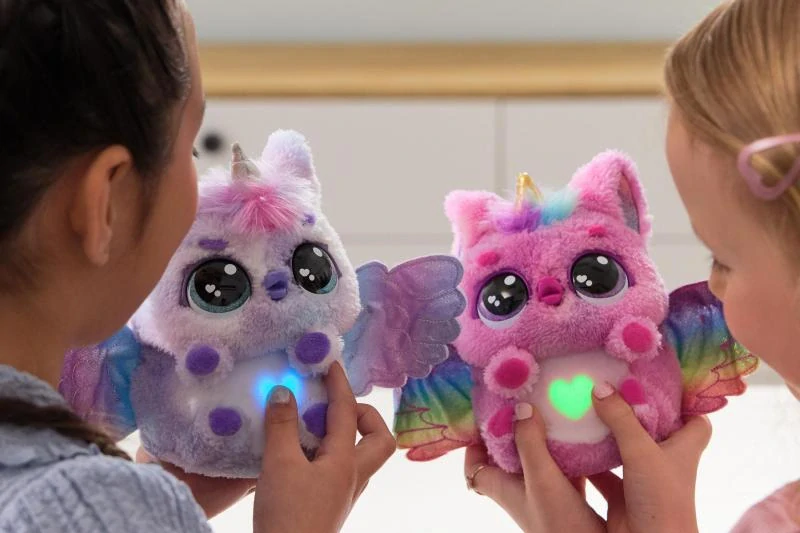 Spin Master HATCHIMALS LÍHNOUCÍ SE INTERAKTIVNÍ ZVÍŘÁTKO JEDNOROŽEC