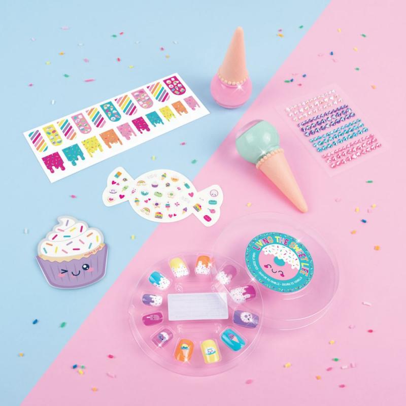 Make it Real Laky na nehty se zdobením Candy