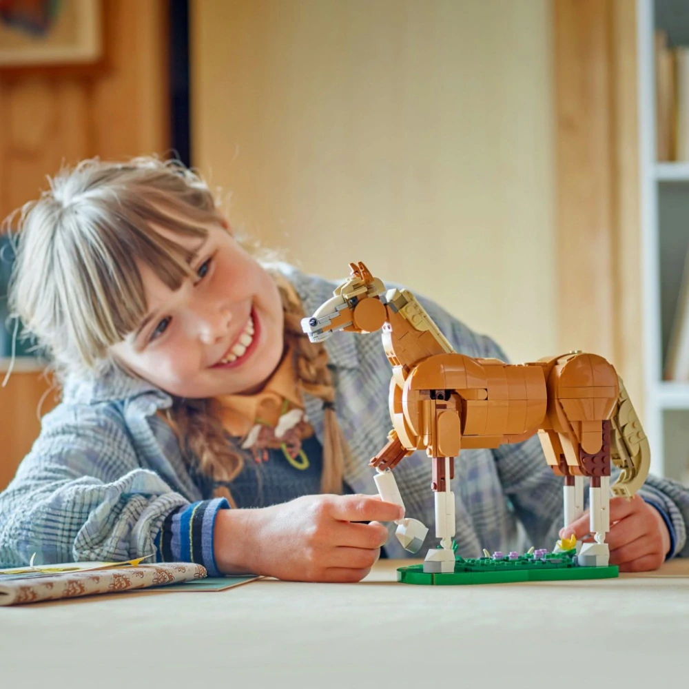 LEGO® Creator 3 v 1 31166 Krásný kůň