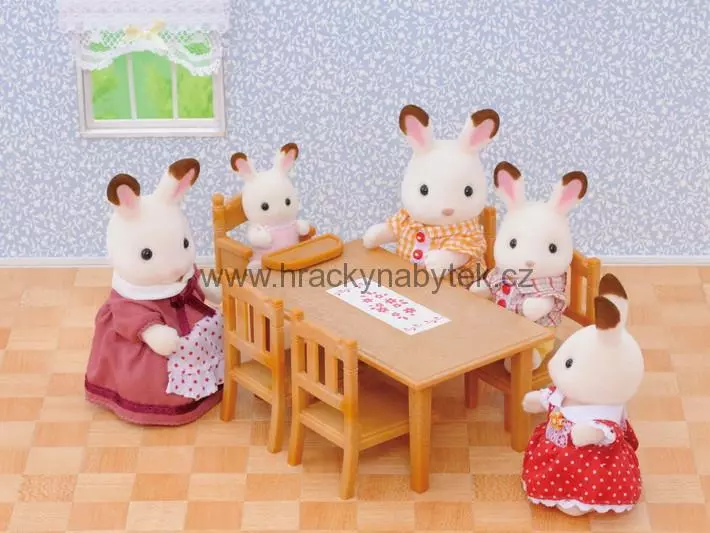 Sylvanian Families Nábytek - jídelní stůl se židlemi