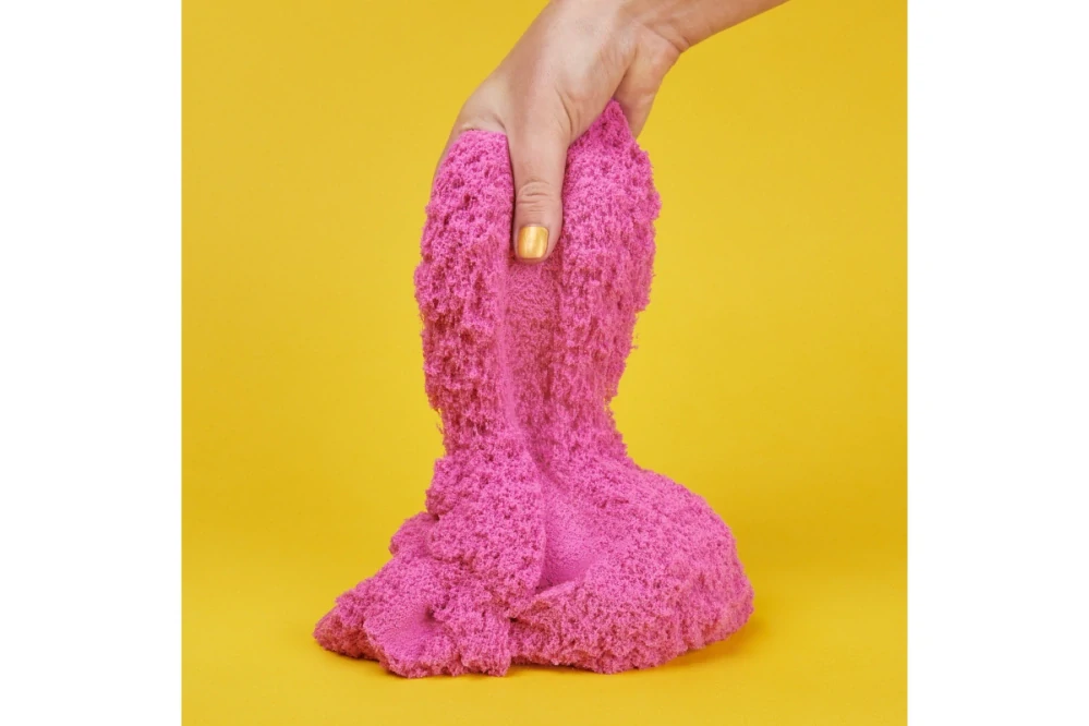 Kinetic Sand Balení Třpytivého Růžového Písku 0.9 Kg