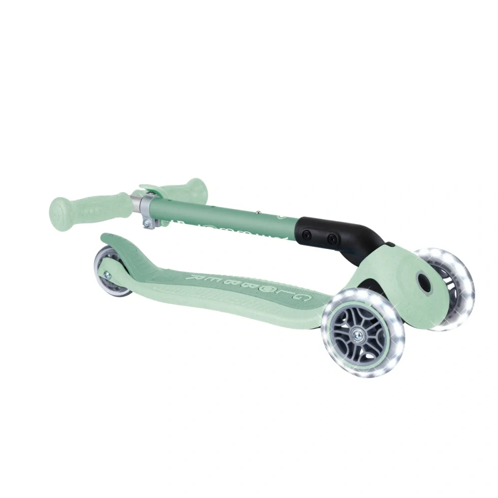 Globber Koloběžka JUNIOR FOLDABLE LIGHTS ECOLOGIC, pistachio