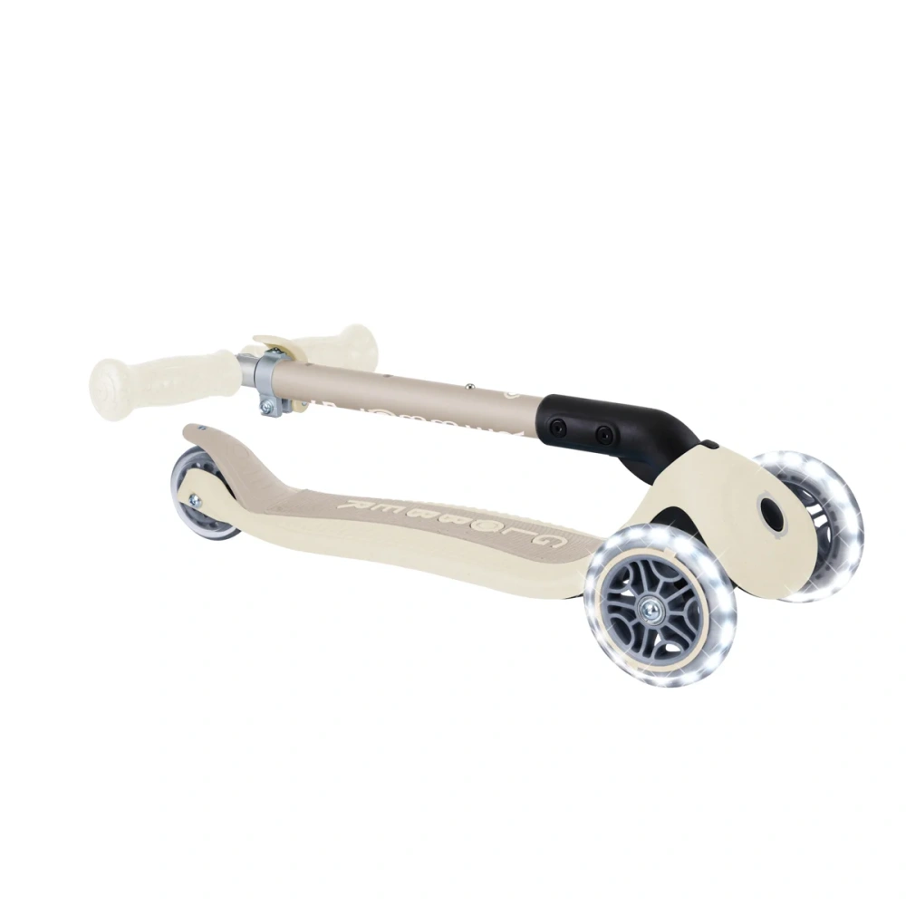 Globber Koloběžka JUNIOR FOLDABLE LIGHTS ECOLOGIC,coconut
