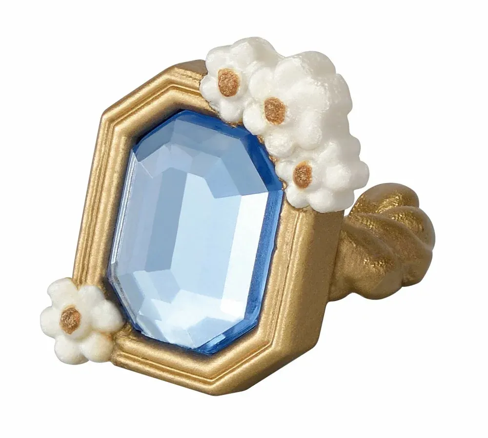 Sylvanian Families Město - bílý králík se šperky a drahokamy