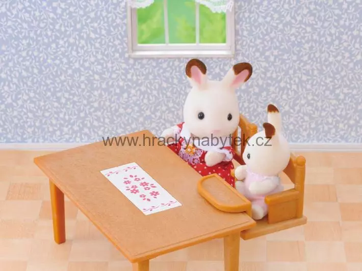 Sylvanian Families Nábytek - jídelní stůl se židlemi