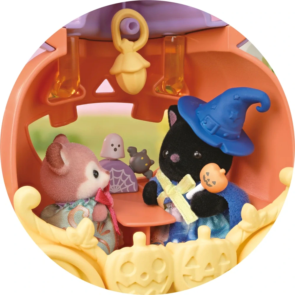 Sylvanian Families Dýňový kočár se 2 figurkami