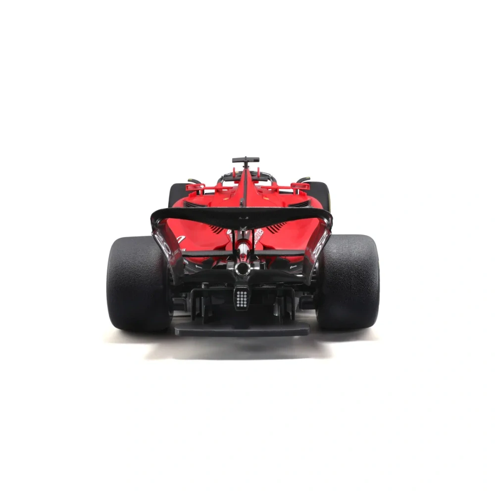 Maisto RC - 1:10 RC FORMULE RACING FERRARI SF-23 (16 Charles Leclerc) se zvuky, XTR, 2,4 GHz, USB