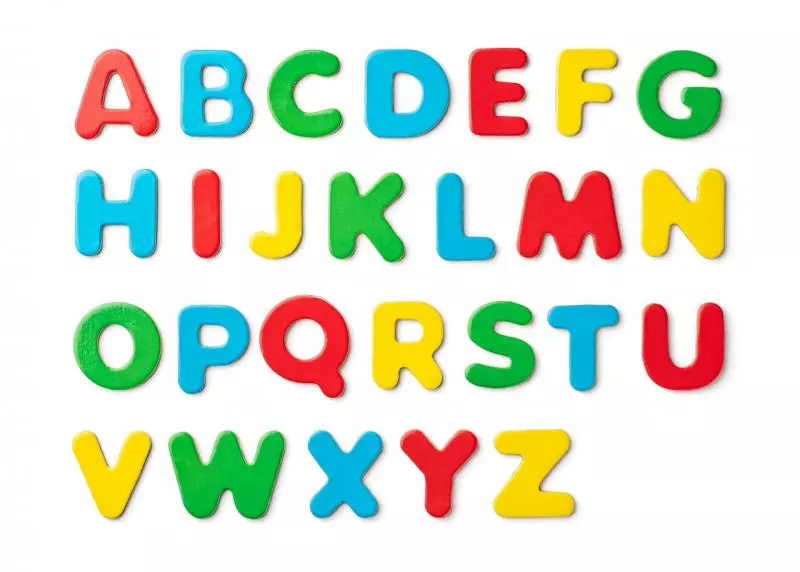 Woody Tabule ´´ABC´´ s písmeny, s rolí papíru a kelímky