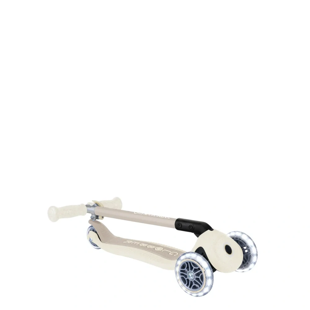 Globber Koloběžka PRIMO FOLDABLE LIGHTS ECOLOGIC, coconut