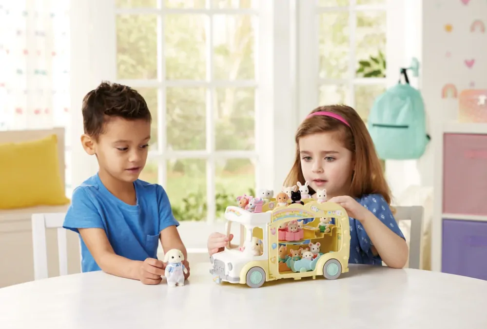 Sylvanian Families Duhový školkový autobus