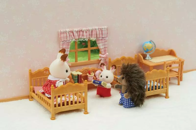 Sylvanian Families set - dětský pokoj s palandou